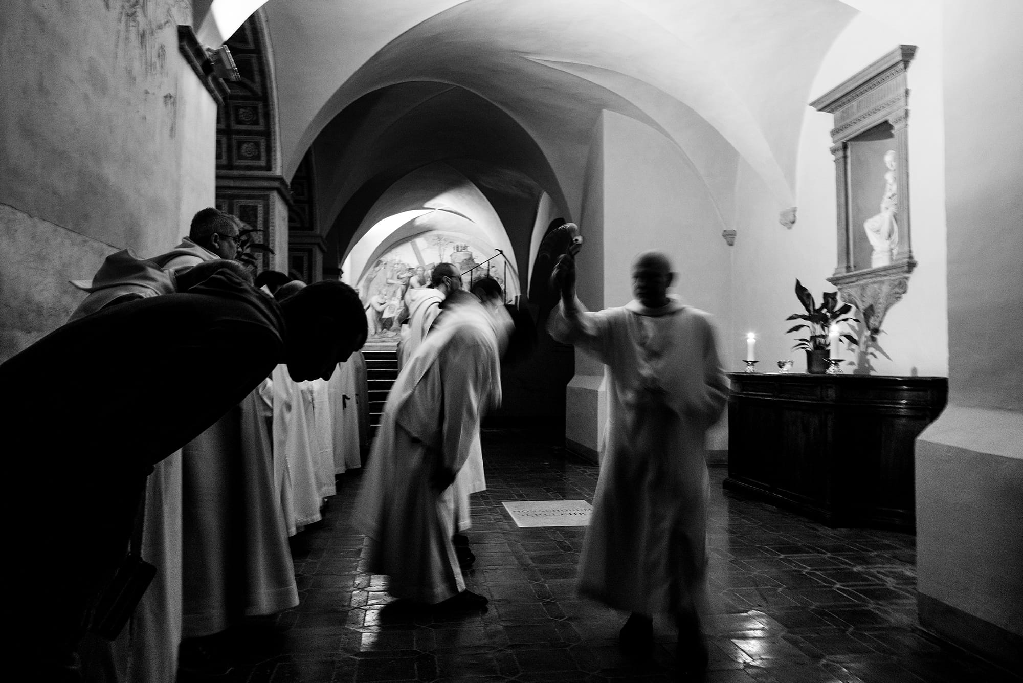 Alessandro Giugni ci racconta la vita monastica e i suoi ineffabili misteri
