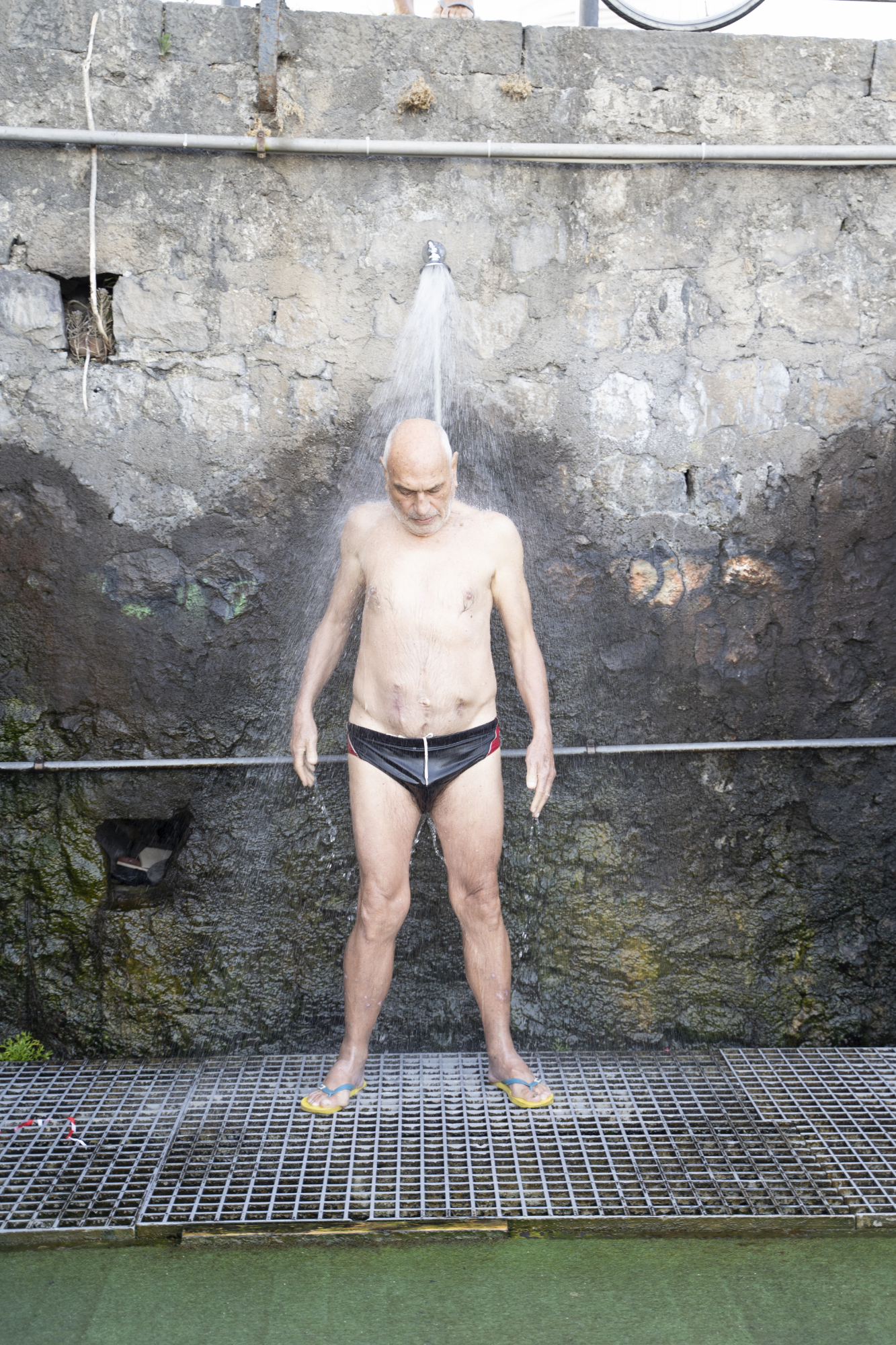 Alle spalle la città. San Giovanni li Cuti, la sua gente e i suoi paesaggi nelle fotografie di Andrea Petrelli