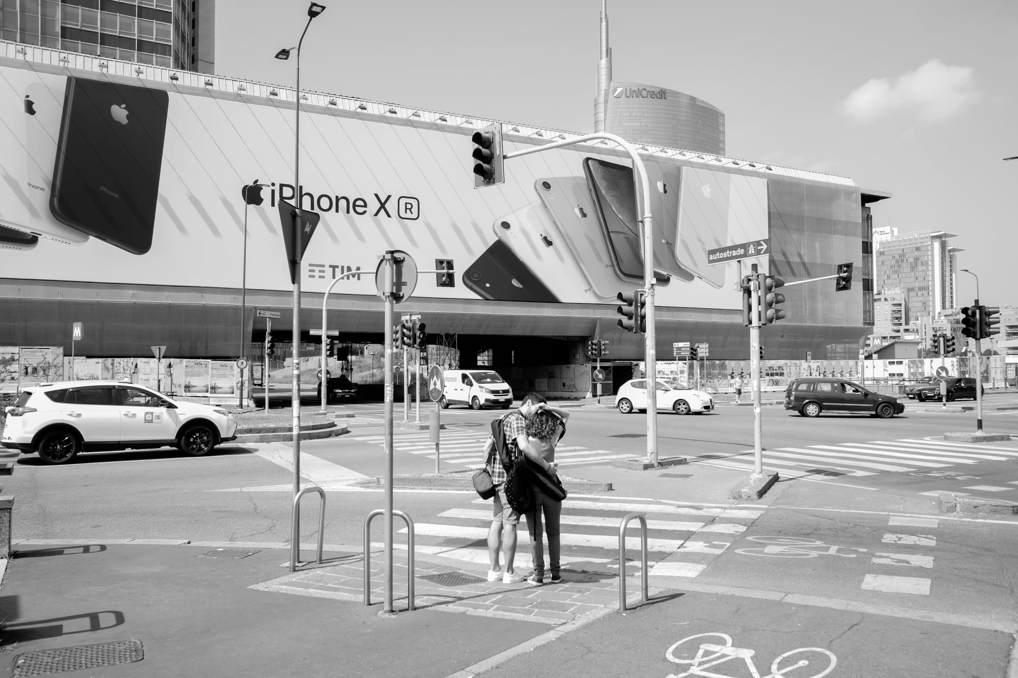 Crossroads. Gli incroci di Milano nelle fotografie di Alessandro Bocchi e Gianni Ranuio