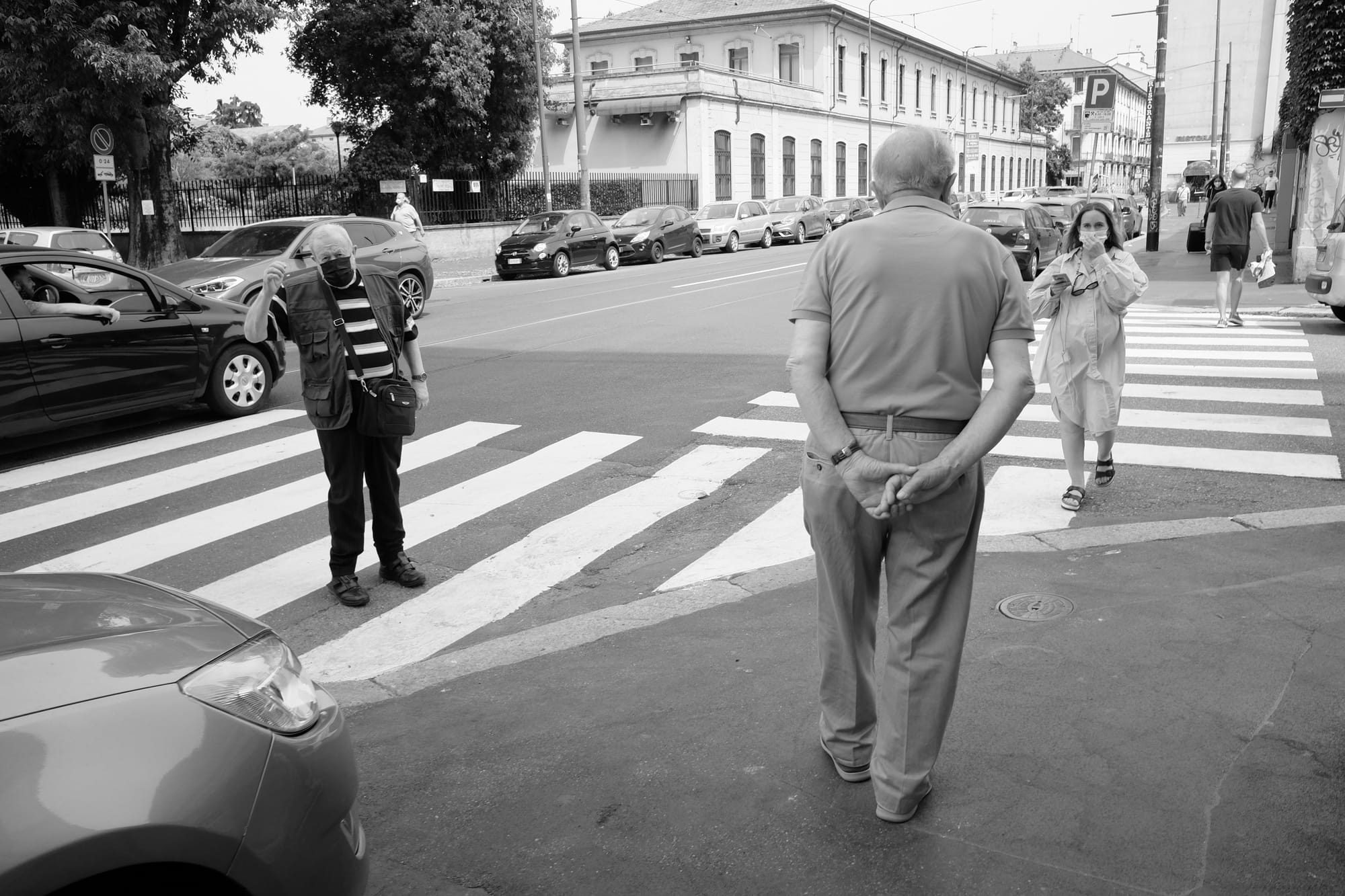 Crossroads. Gli incroci di Milano nelle fotografie di Alessandro Bocchi e Gianni Ranuio