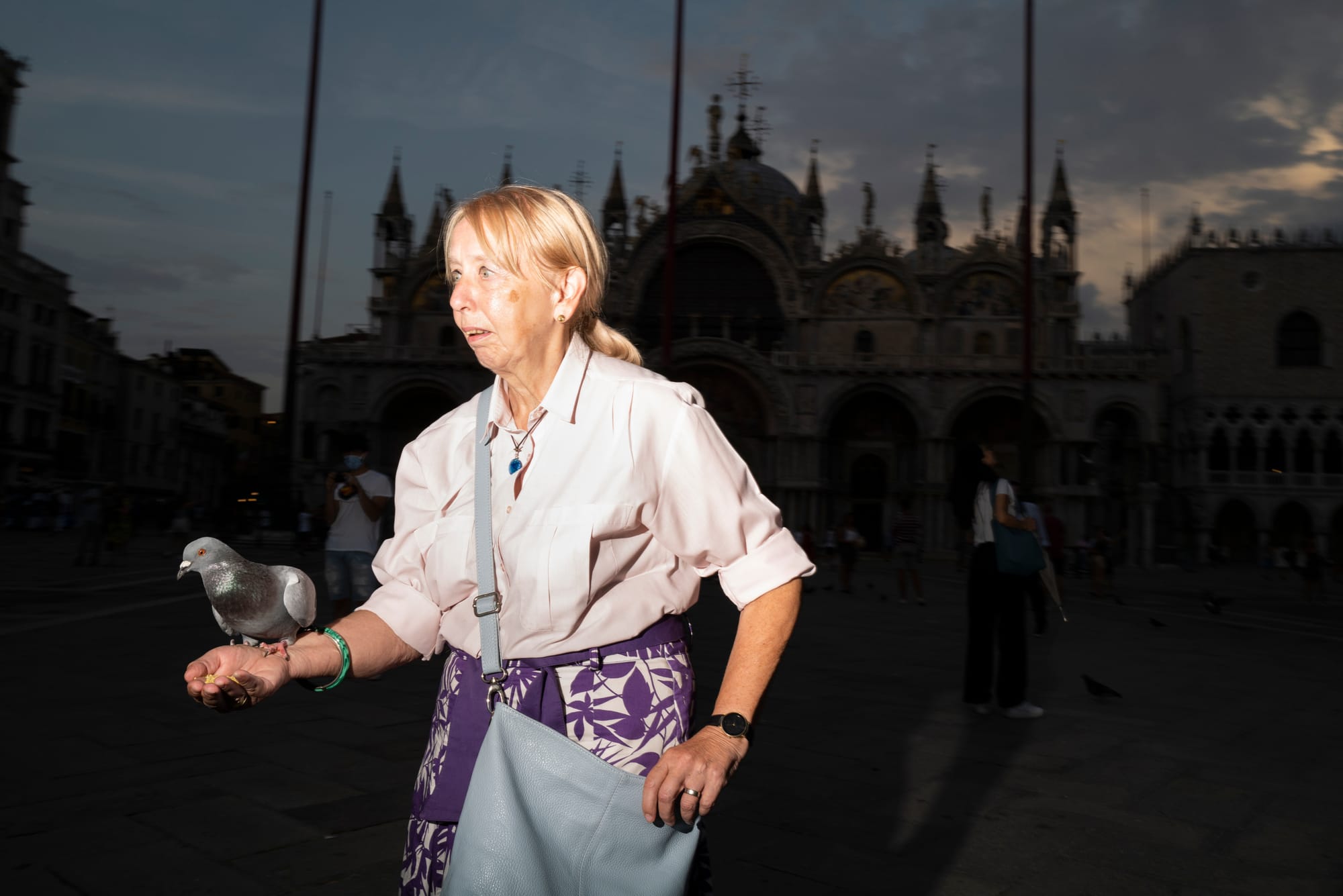 Tourist Tsunami. Lo sguardo di Nicolò Rinaldi sul turismo di massa