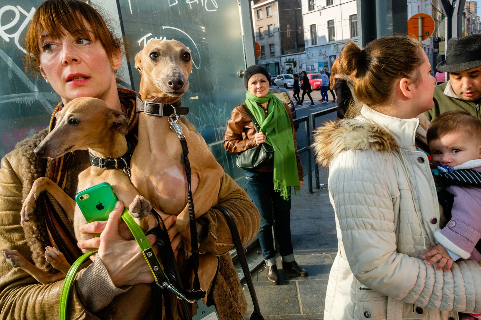 LensCulture Street Photo Awards 2023: commentiamo le immagini vincitrici.