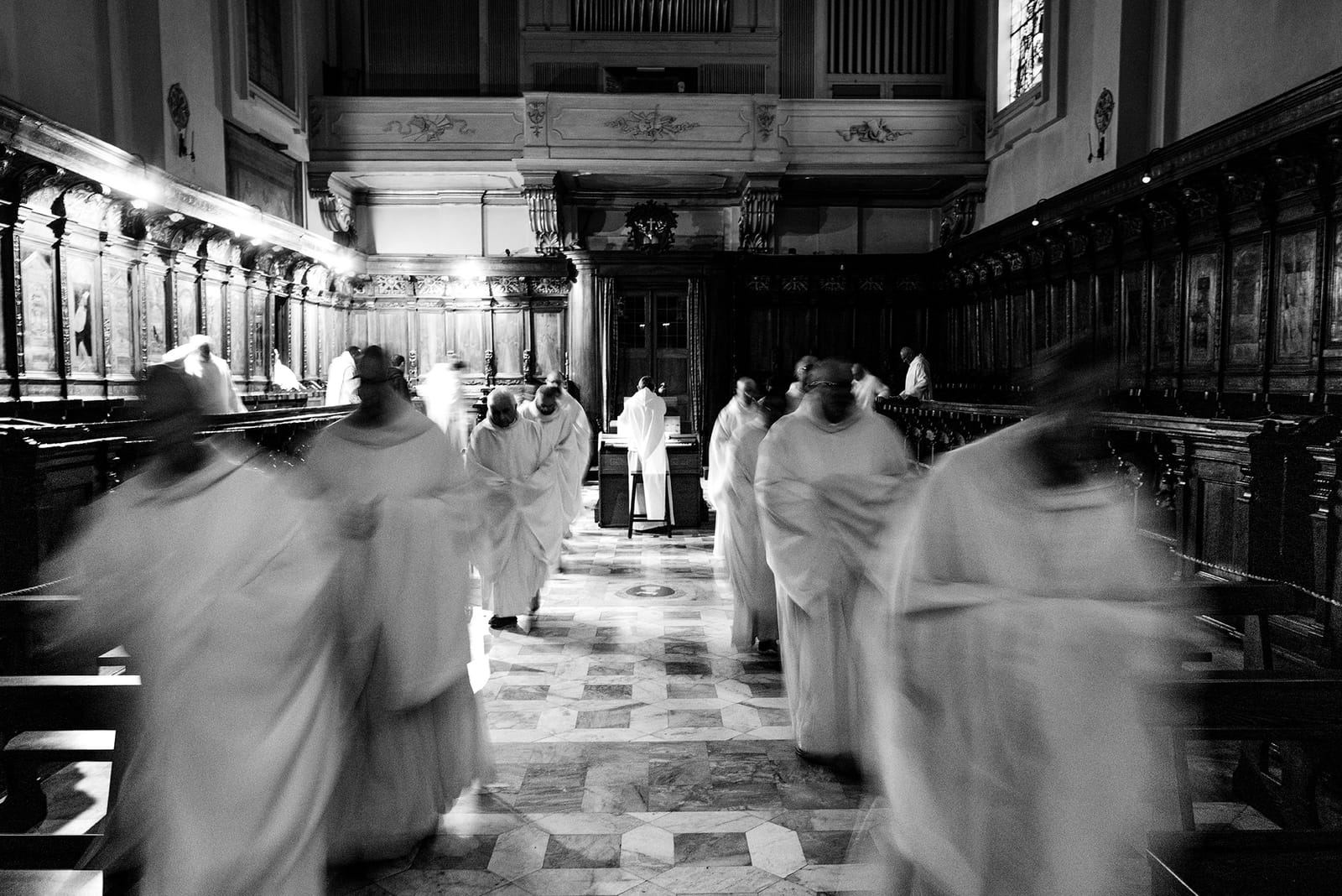 Alessandro Giugni ci racconta la vita monastica e i suoi ineffabili misteri