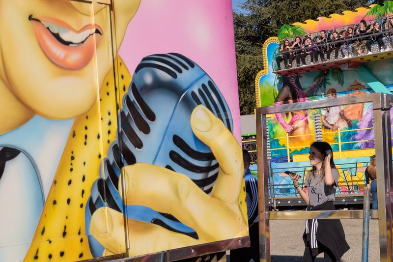 Oh Happy Day. Le giostre itineranti nelle immagini di Alessandro Arosio